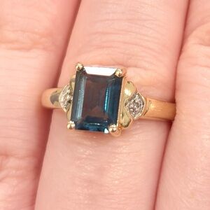 Vintage 14K Gold London Blue Topaz Ring: Emerald Cut Solitaire, Size 7